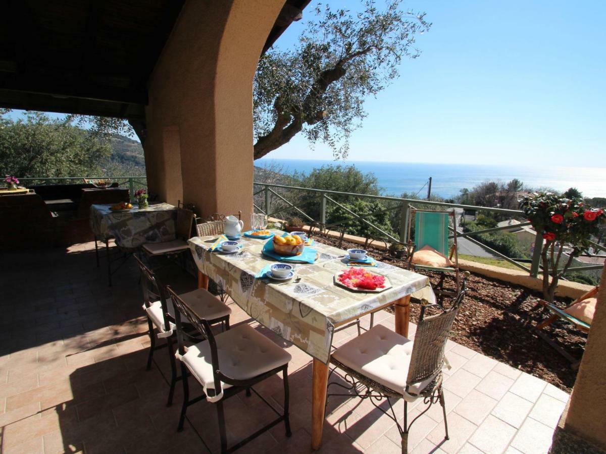 Holiday Home Villa Sara By Interhome 피날레리구레 외부 사진